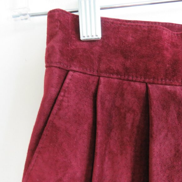 VINTAGE DANIER Deadstock Maroon Leather Suede High Waisted Shorts - Size 4 NWT - Picture 5 of 15